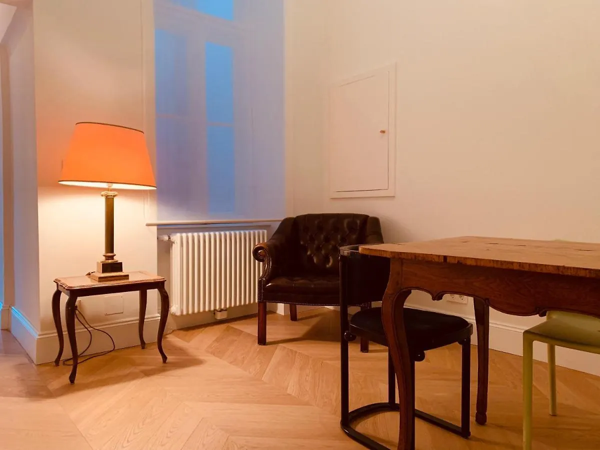 City Park Boutique Apartment contacts